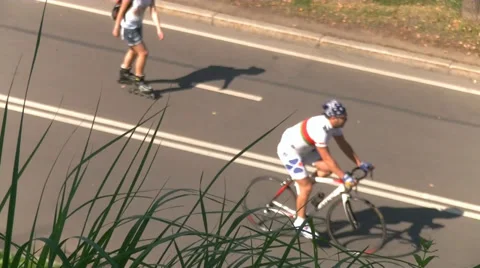 Roller skating Stock Footage 27736604