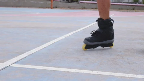 Roller skating in the park  Video stock 246550695