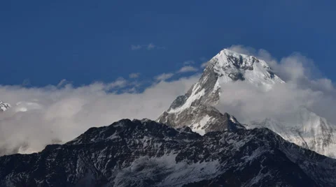 Rolling clouds on Himalaya Video stock 37834169