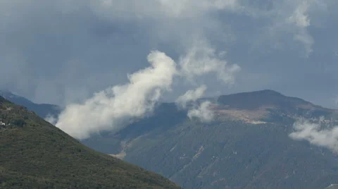 Rolling clouds in mountainous terrain time lapse 스톡 동영상 68446715