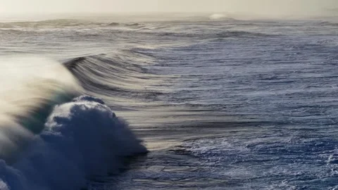 Rolling crescent wave crashing 2 Stock Footage 308723613
