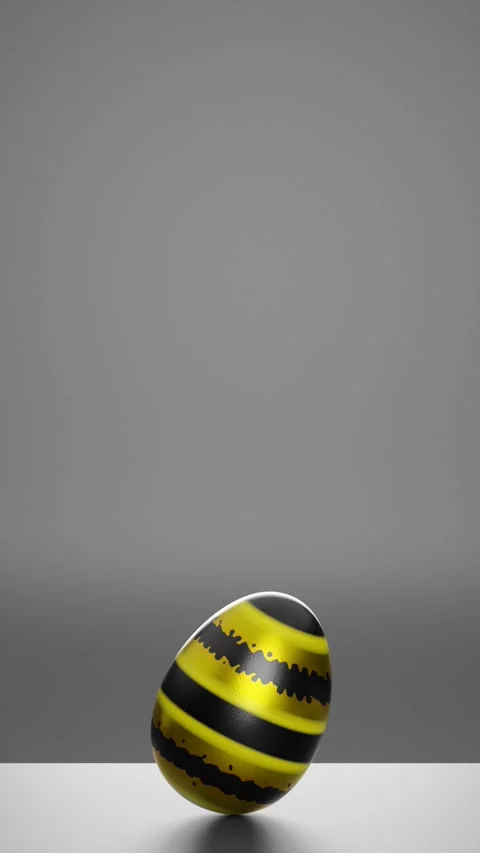 Rolling easter egg on  background. Looped video Stock Footage 267622473