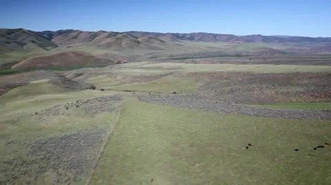 Rolling hills helicopter shot Vídeos de archivo 26146524