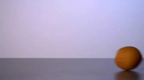 Rolling oranges Stock Footage 43647387