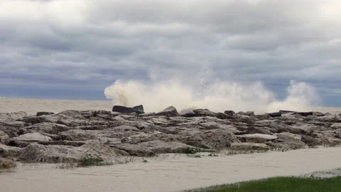 Rolling waves along shore of Lake Michigan. Stock Footage 164348292