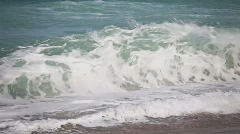 Rolling waves 動画素材 22731982