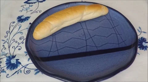 Rolls on a blue plate Video stock 45905372