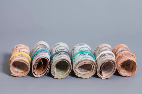 Rolls of Indian rupees Stock-Fotos