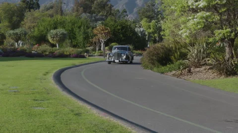 Rolls Royce Driving Slow 動画素材 47527737