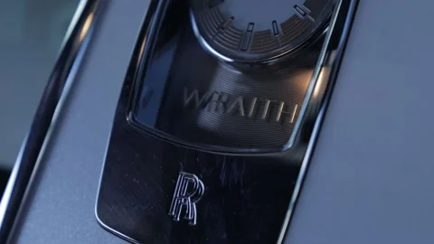 Rolls Royce interior clock 動画素材 168752143