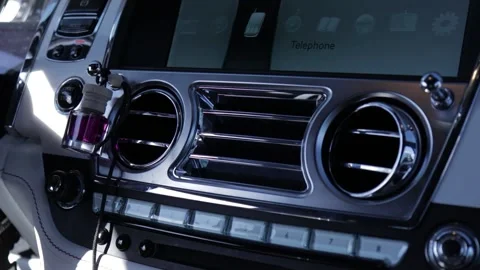 Rolls Royce interior compartment 動画素材 168752140