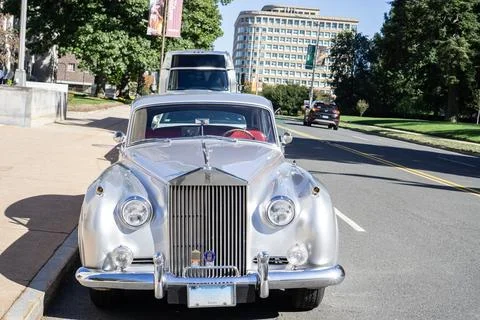 Rolls-Royce Silver Cloud. Fancy and shiny car on the streets of Connecticut Stock Photos