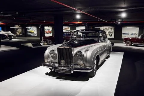 Rolls-Royce Silver Cloud. luxury retro car. Classic Car exhibition - Heydar A Stock Photos