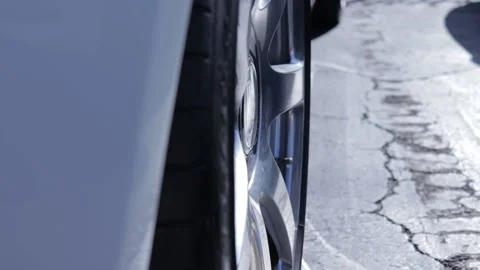 Rolls Royce wheels and rims 動画素材 168752136