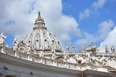 Roma. View and details of the facade of the Basilica of San Pietro in Vaticano Stock Photos