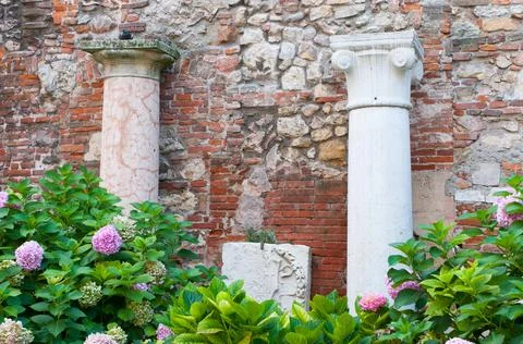 Roman columns 스톡 사진
