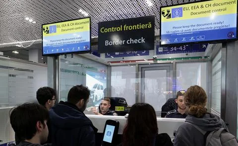 Romania operationalises the EES border control system at Henri Coanda Internatio 스톡 사진