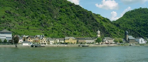 Romantic castles of Rhine river .view of Katz castle and St.Goarshausen town Stock Footage 102430640