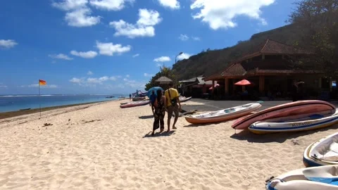 Romantic couple on the beach side Stock Footage 170648061