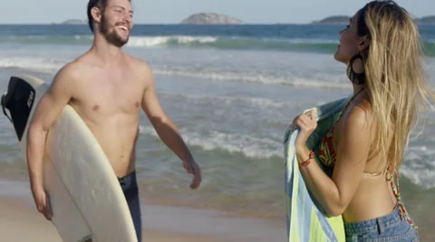 Romantic couple embracing on beach Stock-Footage 49621079