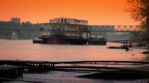 Romantic River ARTCOLORED 01 Stockbeeldmateriaal 910692