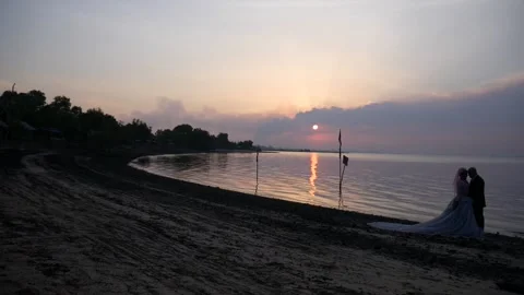 ROMANTIC SUNSET Stock Footage 199781318