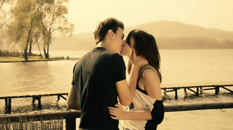 Romantic young couple Video stock 33625713