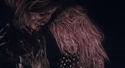 Romantic zombies. 库存影片 66791296