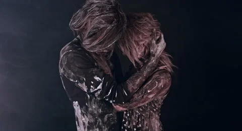 Romantic zombies. Vídeo Stock 66815333