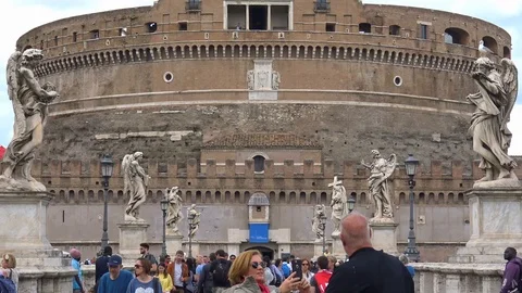 Rome, 17 May 2018, movement of tourists on the S. Angel bridge. Fast mot. Stock Footage 90719944