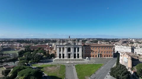 Rome - The facade of St. John Lateran basilica (San Giovanni in Laterano) Vídeo Stock 232423225