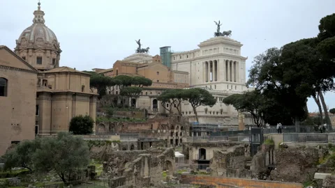 Rome, including the domes of old churches and chariots of the Vittoriano Stock Footage 154870704