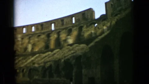 ROME ITALY-1962: Ancient Ruins Video Taped On A Sunny Day With Old Camera Vidéo 124809991