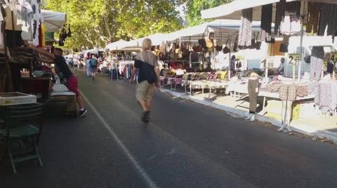 ROME - ITALY - AUGUST 2016 - The flea market in Rome called Portaportese Video stock 66724520