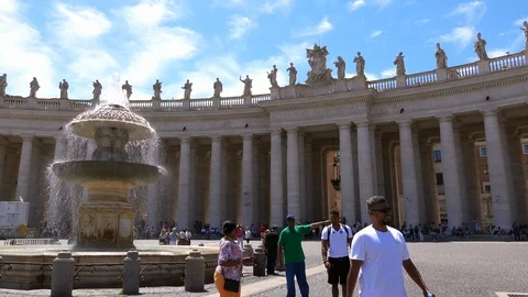 ROME, Italy St Peter Square Piazza San Pietro Vatican with Tourist 2 스톡 동영상 111336863