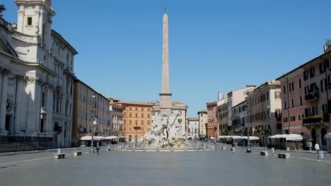 Rome lockdown, deserted Piazza Navona Stock Footage 126637213
