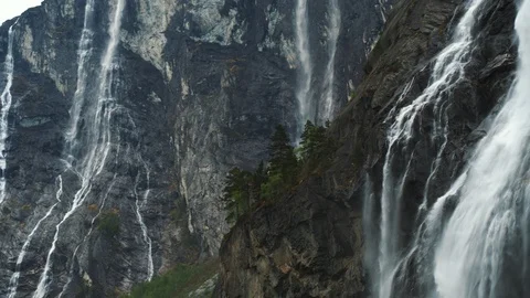 The Romsdalen River Vídeo Stock 94590088