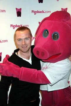  Ronan Keating at the Pigsback.com UK launch party held at Cafe De Paris, ... Stock Photos