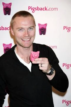  Ronan Keating at the Pigsback.com UK launch party held at Cafe De Paris, ... Stock Photos