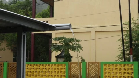 The roof (2) Video stock 325280920