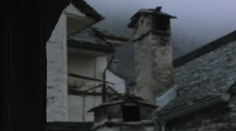 Roof in rain Video stock 34761267