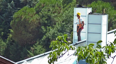 Roof worker Stock Footage 25600765