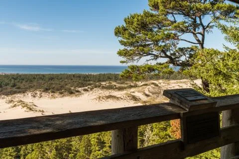 Roofed gazebo in a high point of view over the dunes of Oregon Stock Photos