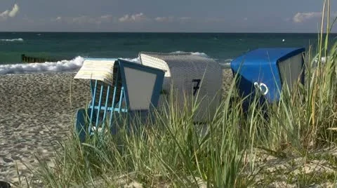 Roofed Wicker Beach Chairs - Baltic Sea, Northern Germany 스톡 동영상 12567242