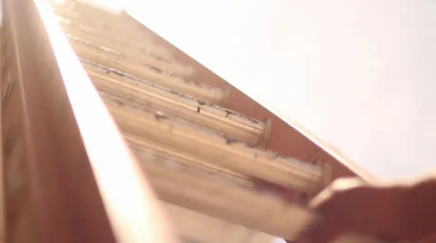 Roofing ladder climb Vídeo Stock 26339600