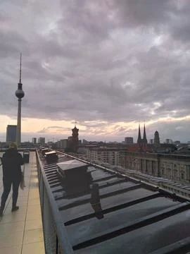A rooftop view of Berlin with several landmarks 库存照片