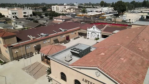 Rooftop View of Cultural Building Vídeo Stock 208416517