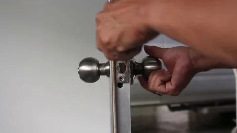 Room lock repair Stock Footage 69184458