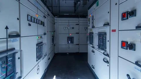 Room with rows of server hardware in data center timelapse hyperlapse 스톡 사진