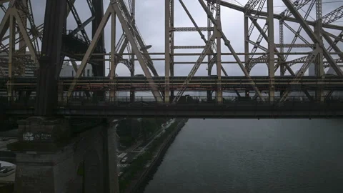 Roosevelt Island Tramway Hyperlapse (Fifth of Five) Stock Footage 252554158